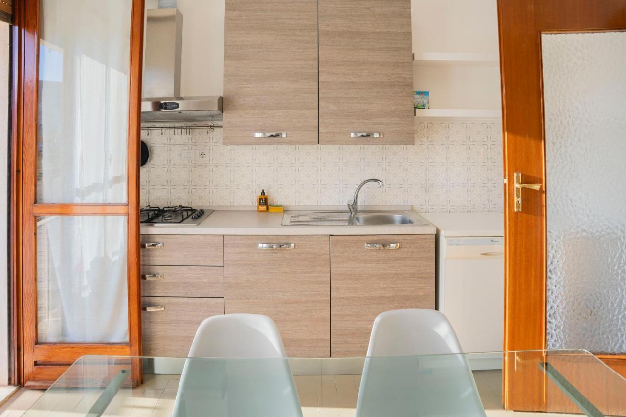 Casa Panorama: Seaview Retreat near Chiavari Center with Free Parking Apartment Exterior photo